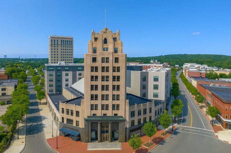 Best Foundation Lifting pros in Quincy, IL